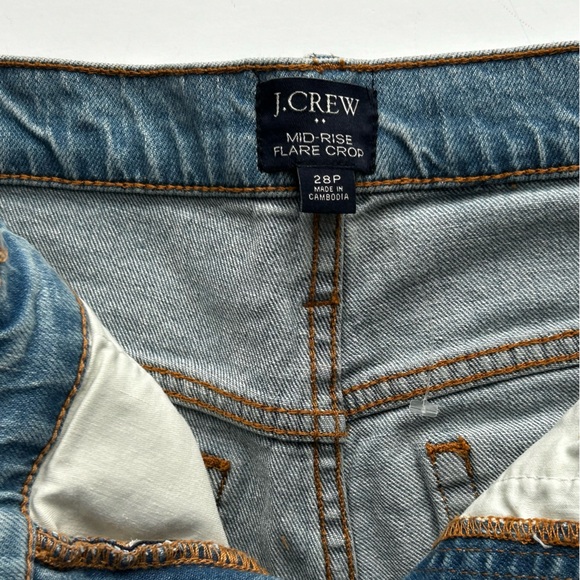 🍂NWT J. Crew Women’s Mid Rise Flare Crop Jeans. Size: 28P - Picture 9 of 13